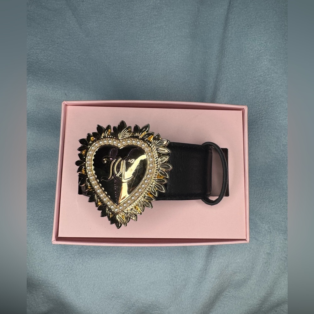 BRAND NEW! Juicy Couture Heart Buckle Belt!